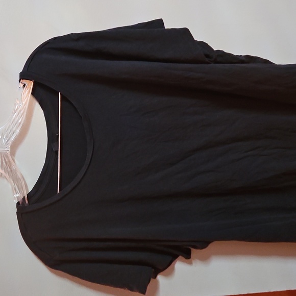 Torrid Womens Classic Black Tee 5 Items $10 - Picture 3 of 5